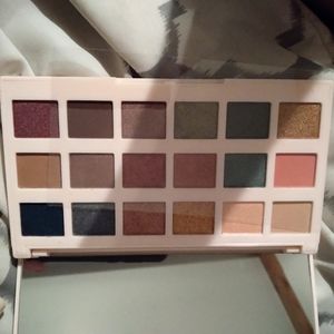 Eyeshadow